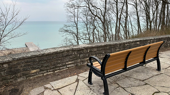 Bench overlooking Lake Michigan’s Glencoe Beach