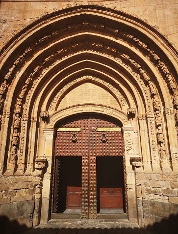 Imágenes de Puertas De La Iglesia | Descarga imágenes gratuitas en Unsplash