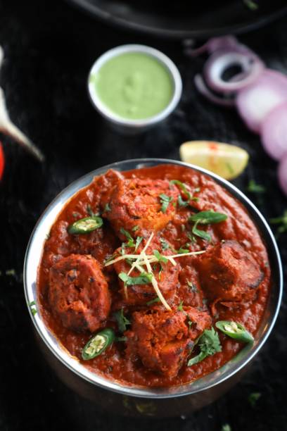 curry di soia chaap. - chicken tandoori foto e immagini stock