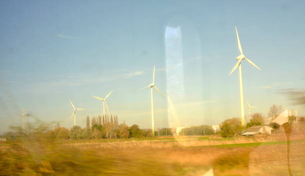 turbina wiatrowa - belgium bruges windmill europe zdjęcia i obrazy z banku zdjęć