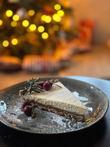 istock Christmas cake tart 1450277118