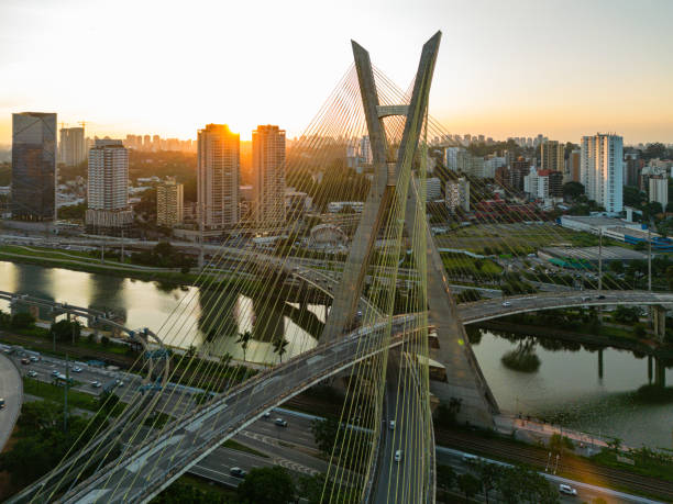 istock Berrini Avenue landscape in Sao Paulo 1450339551
