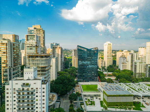 istock Berrini Avenue landscape in Sao Paulo 1450339870