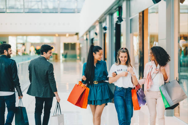 istock Friends shopping together 1450354849