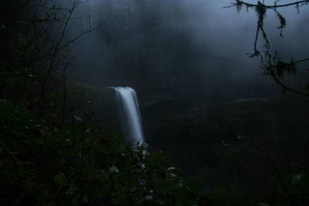 istock Beautiful view of a waterfall in Oregon. 1450362195
