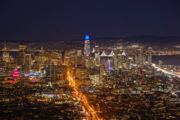 istock Night view of San Francisco downtown 1450399548