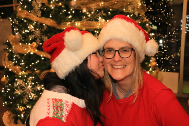 istock Christmas Kiss 1450401259