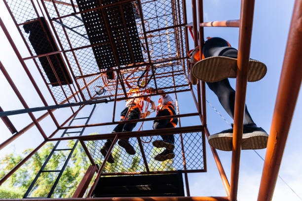 istock Rescuers on the scaffold 1450460258