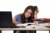 frustriert-college-student.jpg?b=1&s=170x170&k=20&c=fVmvA32ycD2m7__Hh2fXisSVx5GHb7Vnm-8x7dCbFWw=
