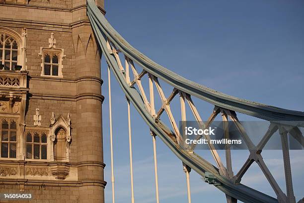 Tower Bridge Em Sunny Tarde Detalhe - Fotografias de stock e mais imagens de Ao Ar Livre - Ao Ar Livre, Arquitetura, Capitais internacionais