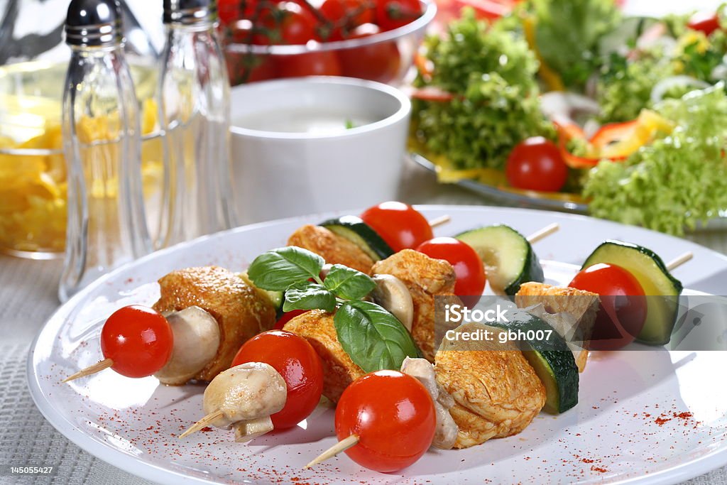 Carne e legumes grelhados - Foto de stock de Alimentação Saudável royalty-free