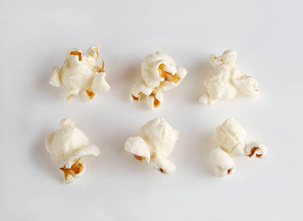 istock Popcorn family 145056181