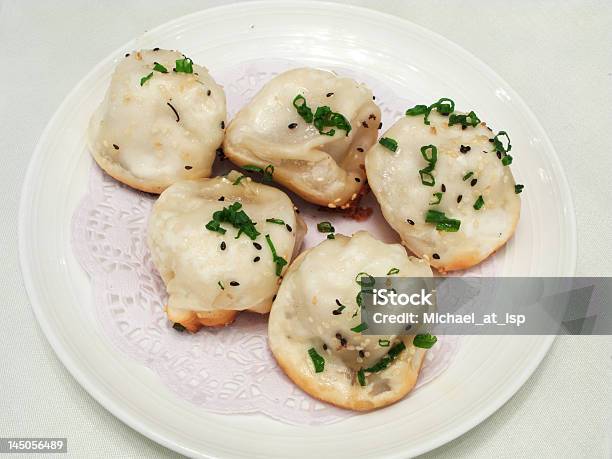 상하이 주말뿐이라도 목신 Fried Dumplings 만두에 대한 스톡 사진 및 기타 이미지 - 만두, 상류 사회, 상하이