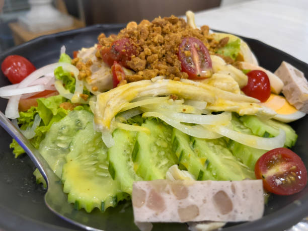 istock Healthy vegetable salad. 1450566056