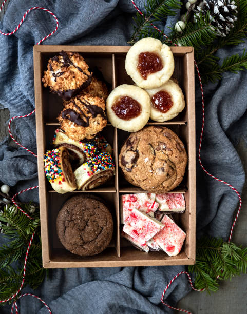 istock Christmas Cookie Box with winter decoration 1450710655