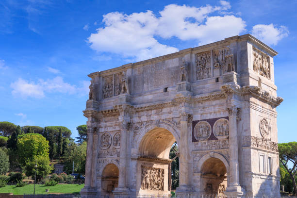 The Arch of Constantine is the most imposing of all the triumphal arches in Rome. It was ordered by the Senate to recall the victory of Constantine over Maxentius.