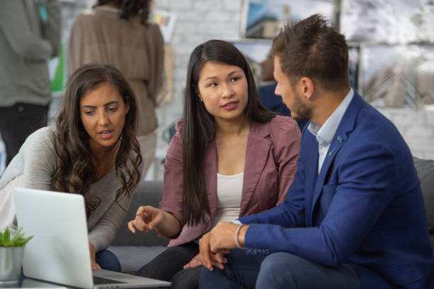 istock Casual Business Meeting 1450743838