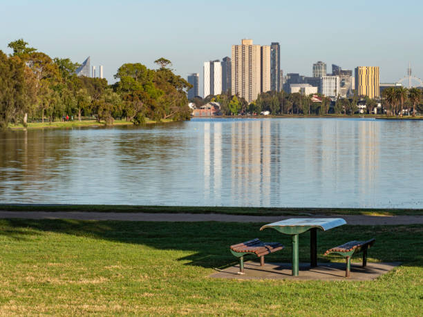 Seat next to Lake Picnic table and seats next to Albert Park Lake albert park stock pictures, royalty-free photos & images