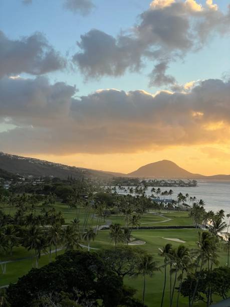 atardecer de hawai  - hawaii islands maui big island tropical climate fotografías e imágenes de stock