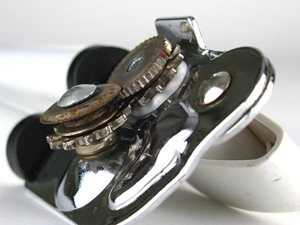 istock DIRTY USED CAN OPENER 145089304
