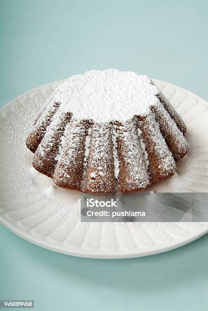 Bizcochuelo Foto de stock y más banco de imágenes de Alimento - Alimento, Azúcar, Azúcar en polvo