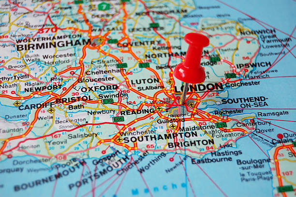 Direction - London close-up pin pointing on london in map south east england stock pictures, royalty-free photos & images