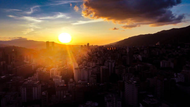 istock Dawn in Caracas 1450910651