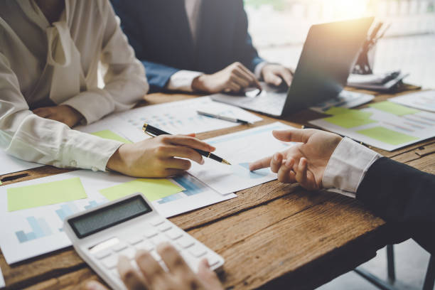 istock Business people meeting working with new startup project idea presentation analyze plan marketing and investment. 1451030135