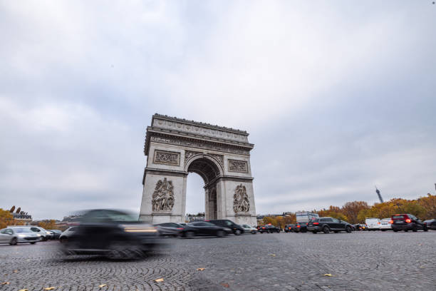 Arc De Triomphe In Paris In The Evening