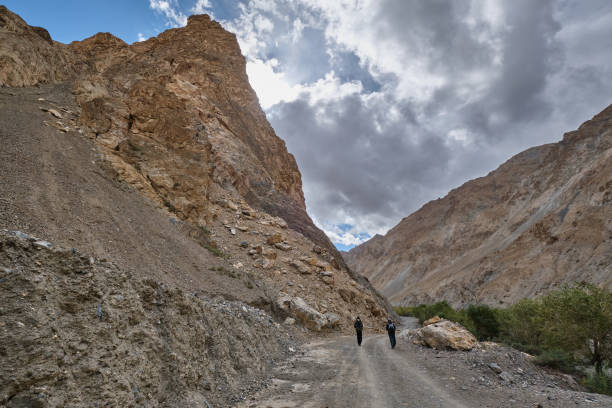 istock Two hikers in Markha valley, Ladakh 1451049823