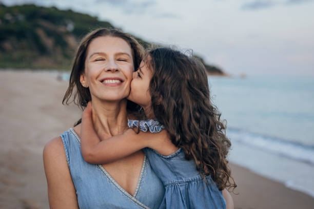 istock Girl loves her mom 1451076437