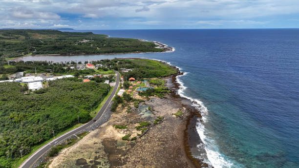 landschaft der küste - guam stock-fotos und bilder