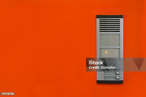 Intercomunicador De Oficina Foto de stock y más banco de imágenes de Naranja - Color - Naranja - Color, Oficina, Puerta - Estructura