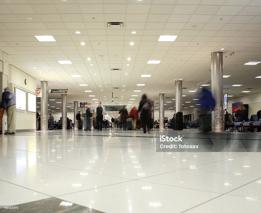 Hall de l'aéroport - Photo de Arrivée libre de droits