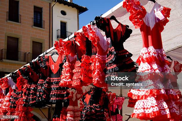 Foto de Espanhol Mercado De Rua e mais fotos de stock de Andaluzia - Andaluzia, Dança Flamenca, Roupa Tradicional