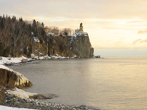 istock Winter sunrise on lake superior near splitrock lighthouse 145128751