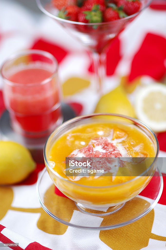 Sopa de mango - Foto de stock de Mango - Fruta tropical libre de derechos