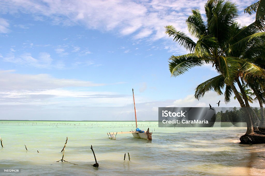 Bolt forretning venskab Fanning Island Stock Photo - Download Image Now - Kiribati, Saltwater  Flats, Atoll - iStock