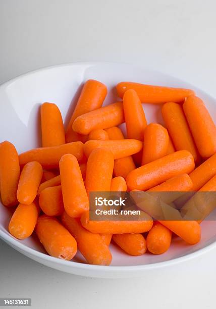 Zanahoria Mini Foto de stock y más banco de imágenes de Alimento - Alimento, Comida sana, Con textura