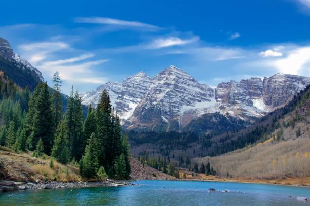 istock Mountain-Maroon Bells with alpine lake-Aspen Colorado 1451424218