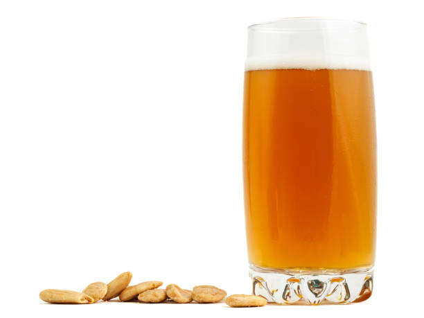 bier mit mandeln - beer nuts food isolated white stock-fotos und bilder