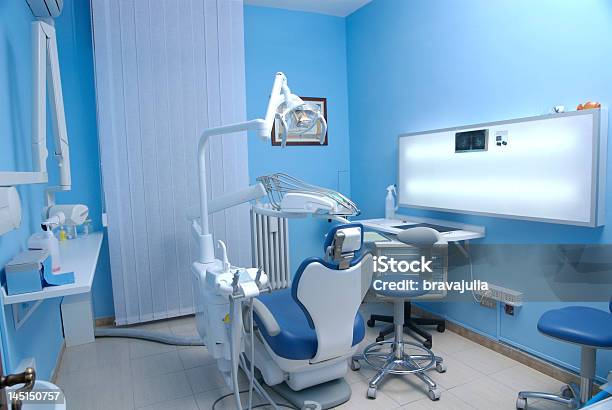 Foto de Quarto De Dentista e mais fotos de stock de Azul - Azul, Consultório Médico, Consultório Dentário