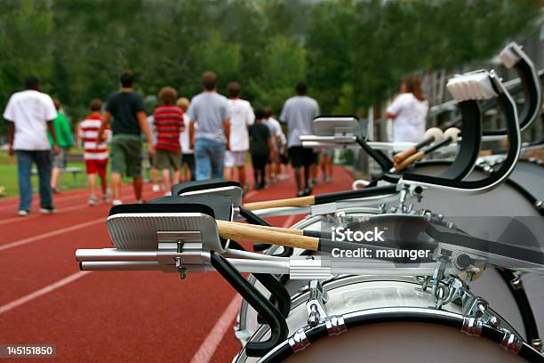 Marszowa Banda Praktyce - zdjęcia stockowe i więcej obrazów Marching Band - Marching Band, Szkoła średnia, Grupa wykonawców