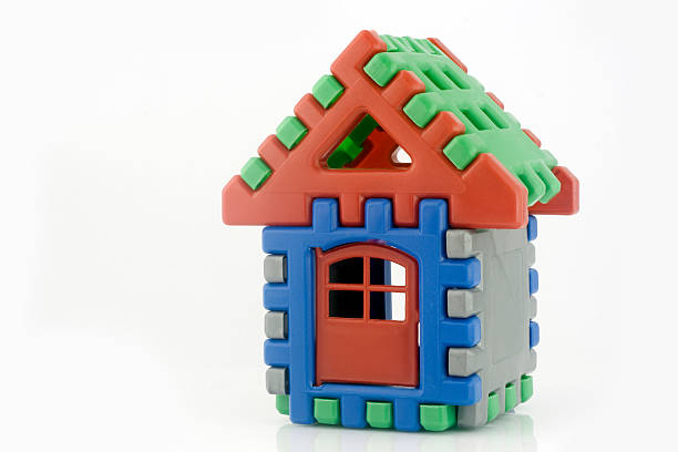 istock House toy with door 145156455