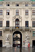 hofburg.jpg?b=1&s=170x170&k=20&c=Rpp_3wffs7rtZPpcvbpPpgshZqcF1NECORwZhuHrmuo=