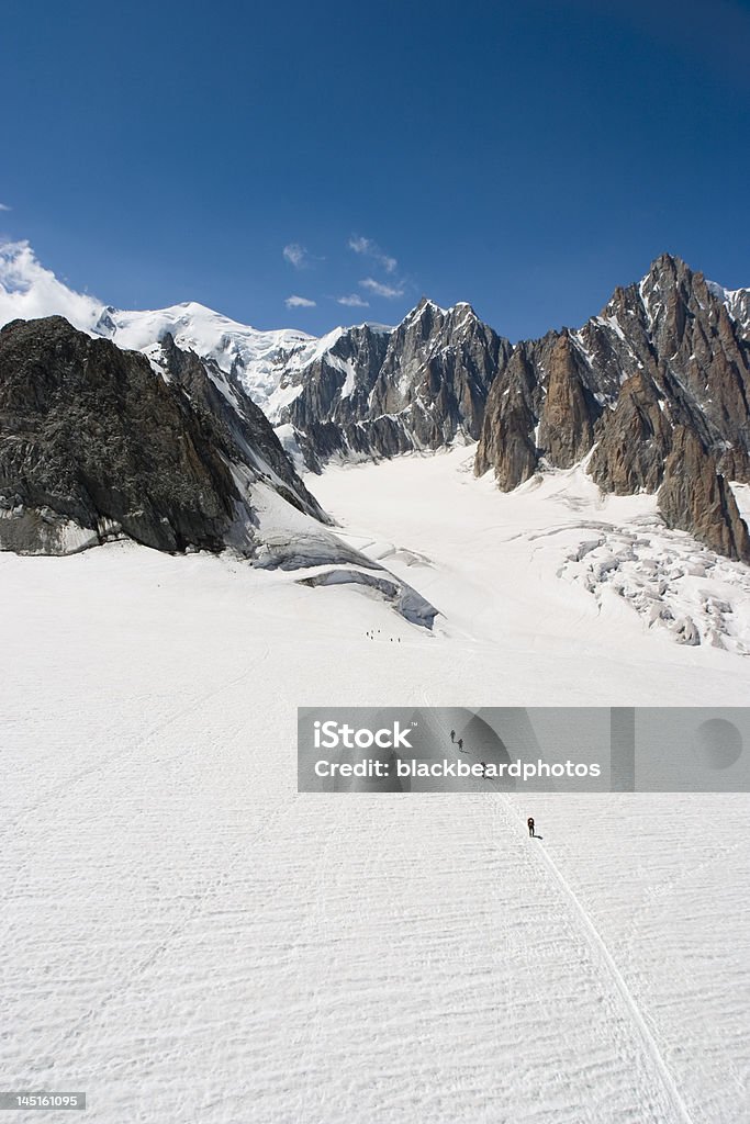 Miłośnicy wspinaczki-Chamonix, Francja - Zbiór zdjęć royalty-free (Alpy)