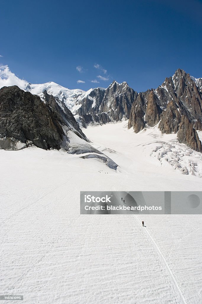 Escaladores de Chamonix, França - Foto de stock de Alpes europeus royalty-free