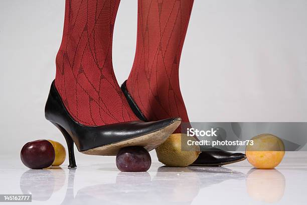 Foto de Enfrente De Frutas e mais fotos de stock de Bater Pé - Bater Pé, Domínio, Salto Alto