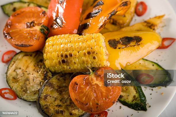 Vegetal Grill Foto de stock y más banco de imágenes de Alimento - Alimento, Amarillo - Color, Berenjena - Vegetal
