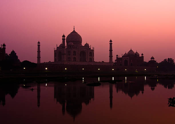 istock Taj Mahal at dusk 145164545